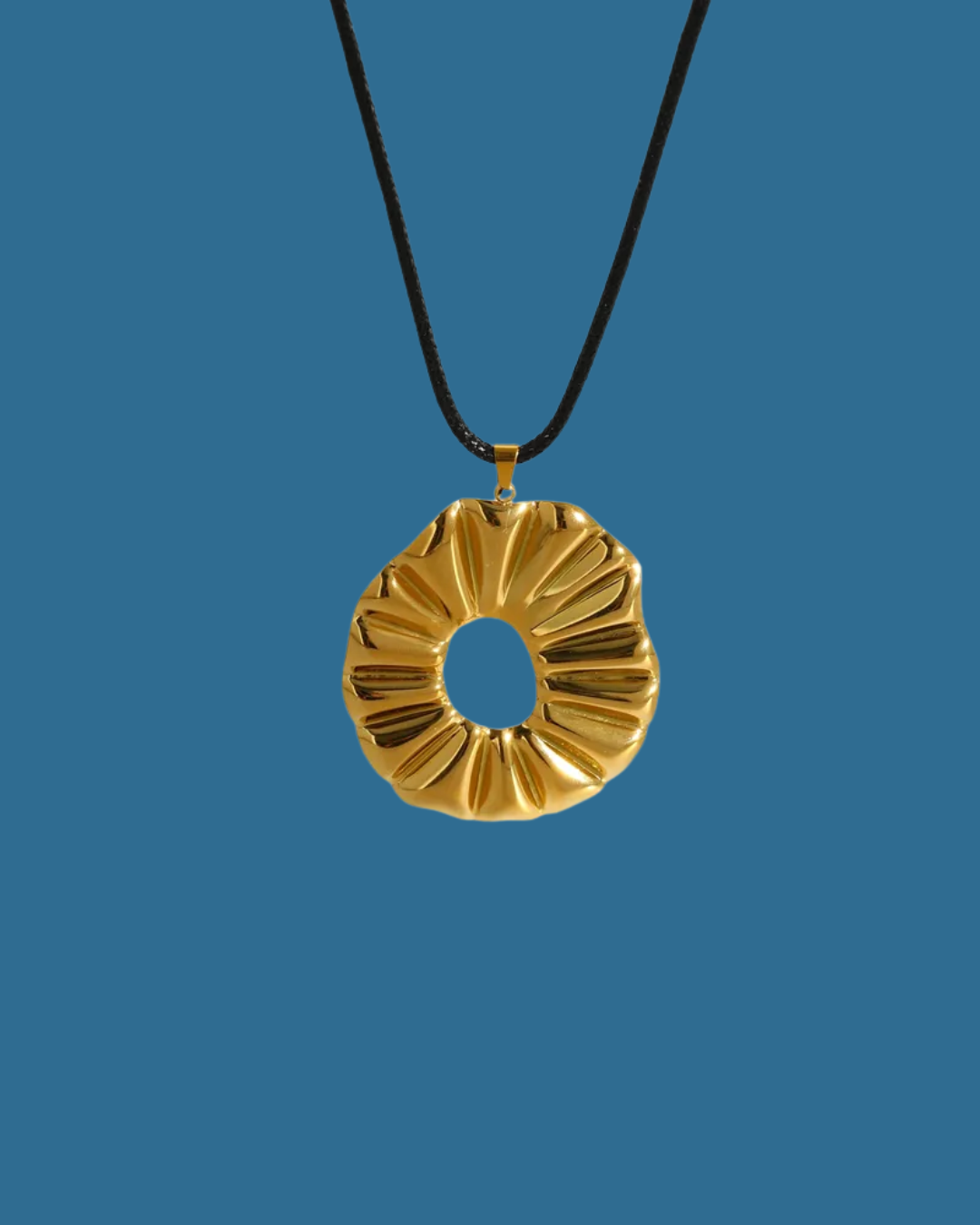 The Vega Necklace