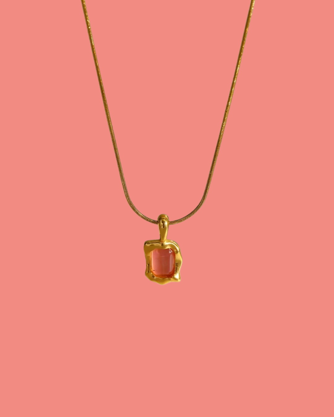 The Glimmer Necklace